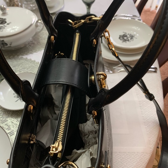 Michael Kors - Picture 2 of 6